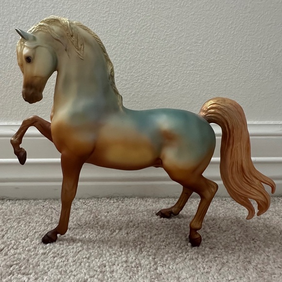 Breyer Horse #1105 - Carpe Diem "Celebrating The Millennium" - Picture 1 of 8